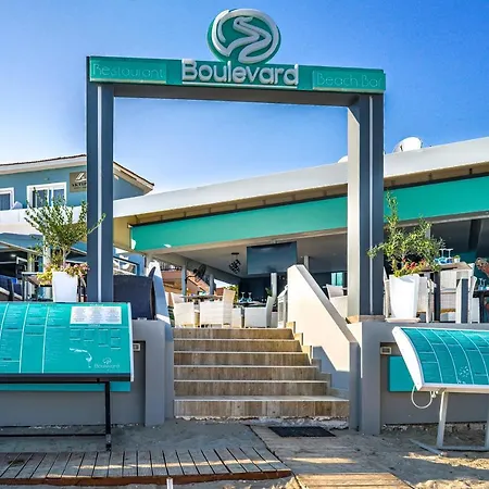 Boulevard Studio 6 With Sea View Apartment *